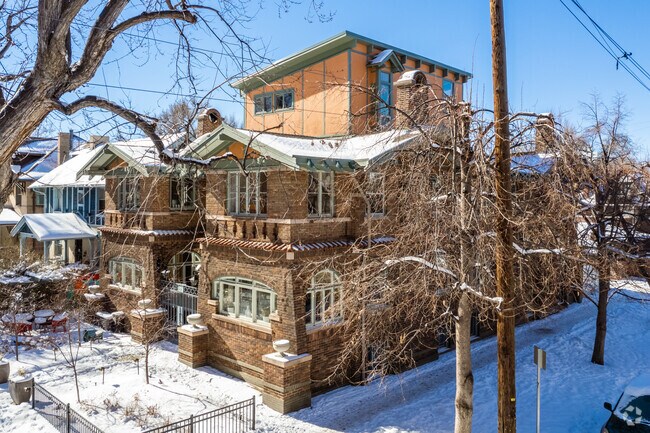 Northeast Corner - 861 Humboldt St