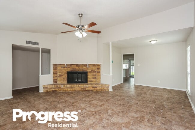Foto del edificio - 616 Prairie Ln