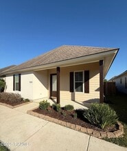 Building Photo - 111 Pettigrove Dr