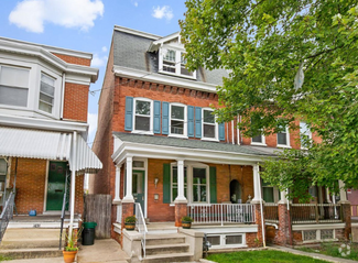 Building Photo - 247 E Ross St