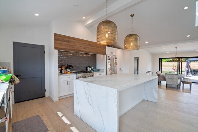 Foto del edificio - 3116 Calle Fresno