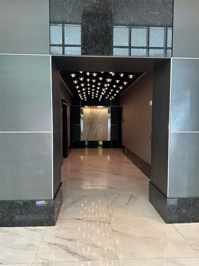 Foto del edificio - 951 Brickell Ave