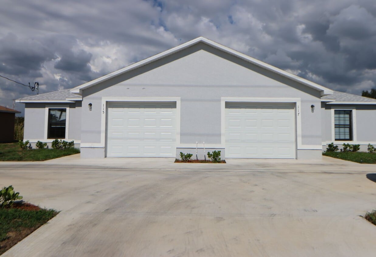 Primary Photo - Coming mid July Newer Duplex Waterfront 3/2