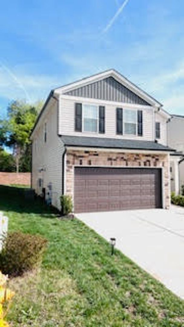 Foto del edificio - Modern Luxury in Winston-Salem