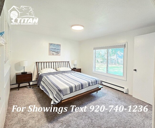 Building Photo - 2619 E Shore Dr