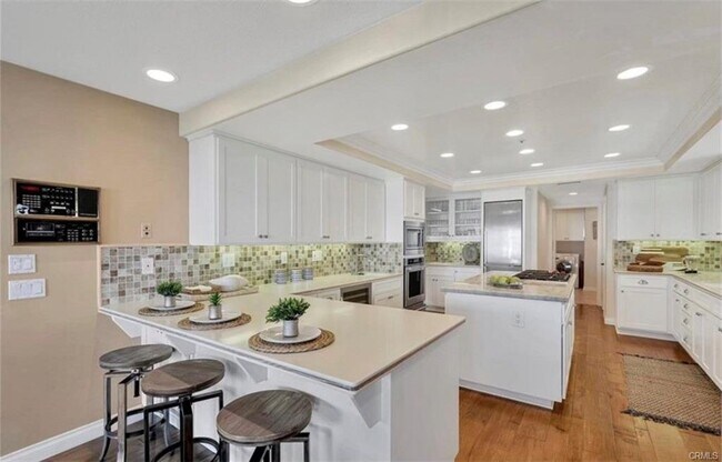 Building Photo - 115 Boca De La Playa