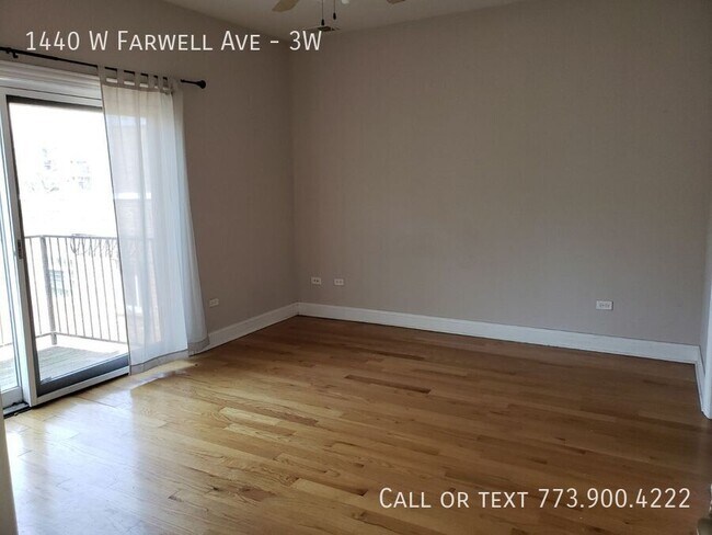 Building Photo - 1440 W Farwell Ave