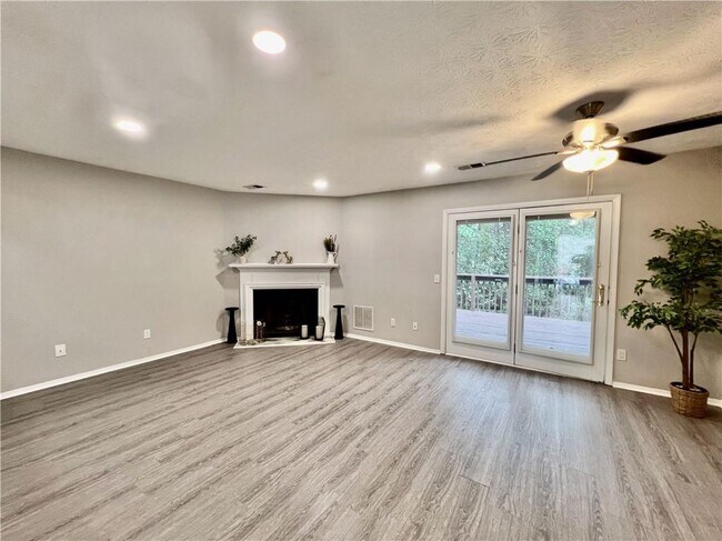 Foto del edificio - 1502 Queen Anne Ct