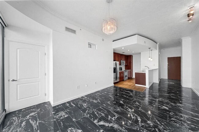 Building Photo - 5925 Almeda Rd