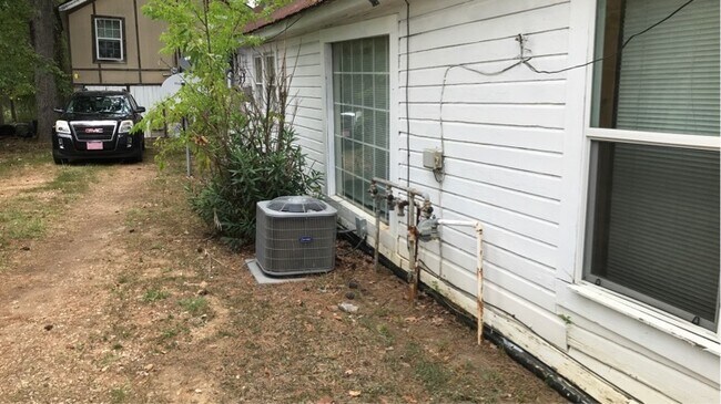 Foto del edificio - 136 LA-147