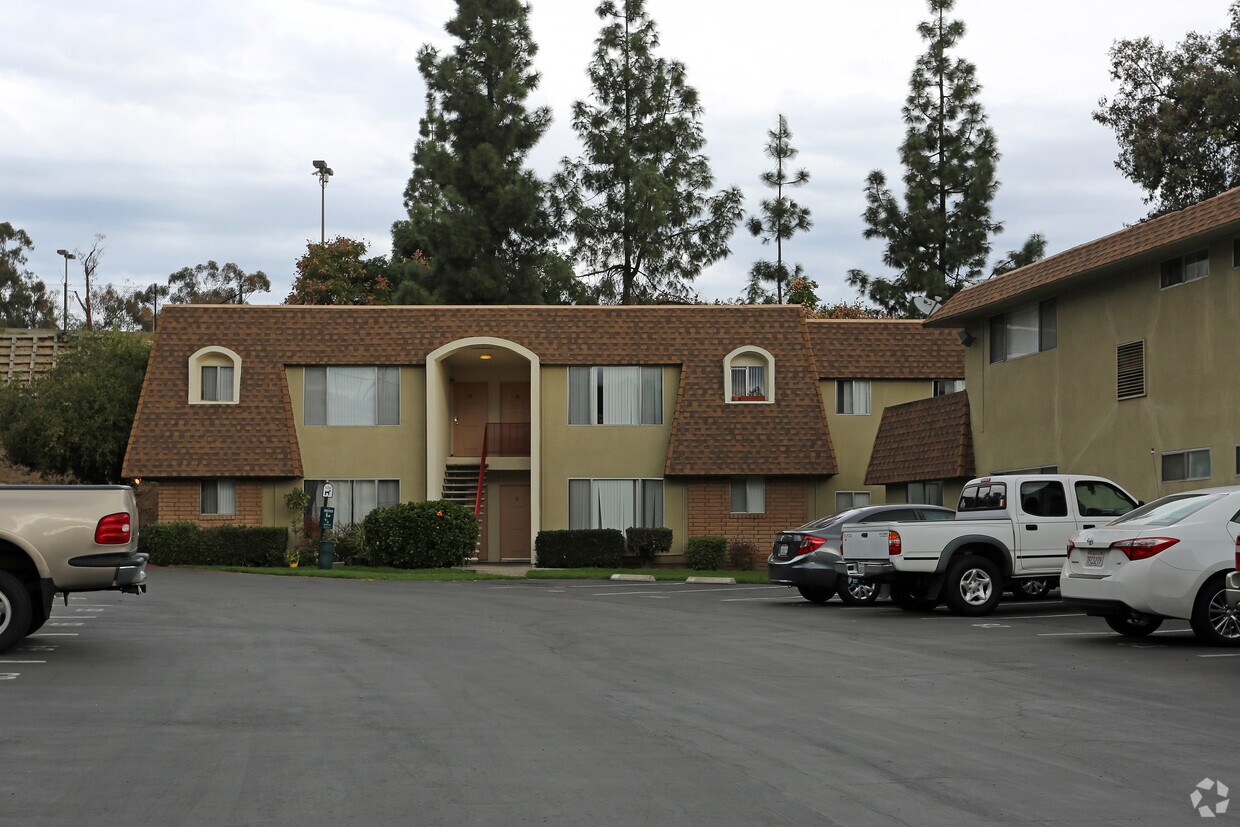 89 Apartments Available for Rent in La Mesa, CA