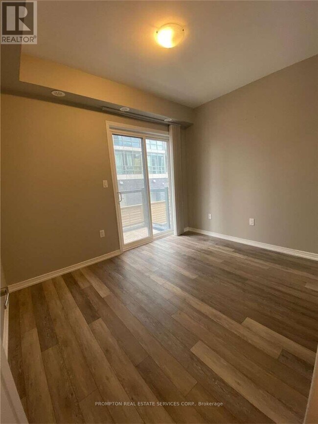 Building Photo - 28 Fieldway Rd