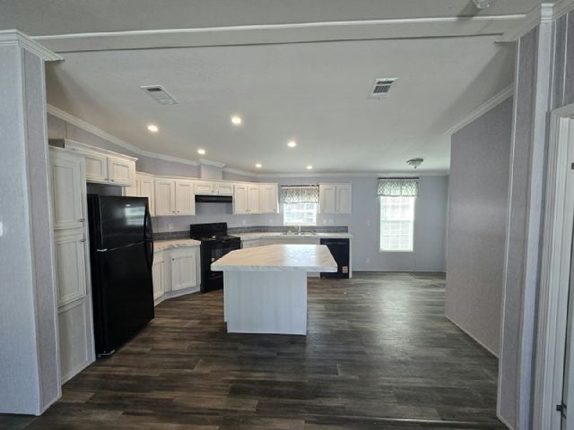 Building Photo - 1400 Banana Rd