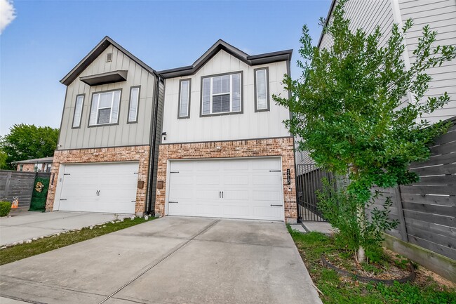 Foto del edificio - 2617 Live Oak St
