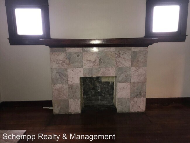 Building Photo - 3 br, 1 bath House - 3232 W Muhammad Ali Blvd