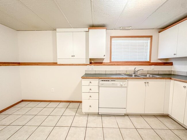 Photo du bâtiment - 2.0 bedroom in Olds Alberta T4H 1X1