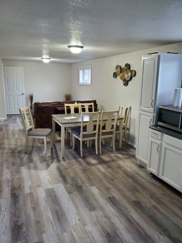 Foto del edificio - 6863 Chippewa Rd
