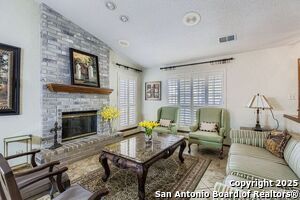 Foto del edificio - 1918 Lotus Blossom St