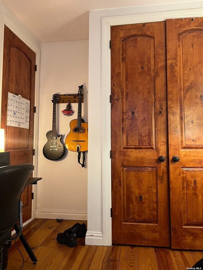 Foto del edificio - 1338 Myrtle Ave