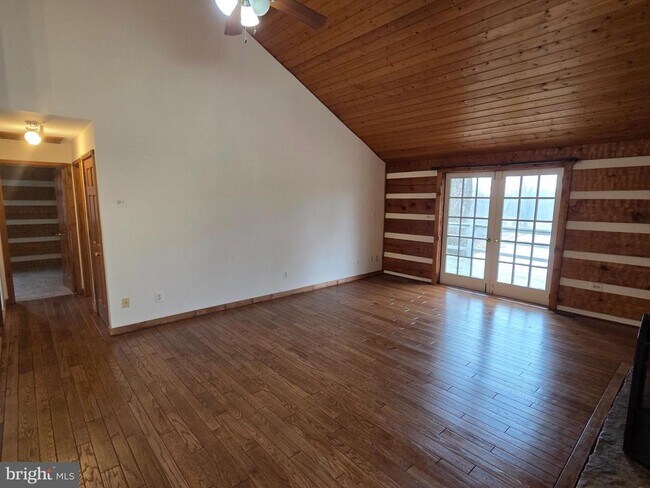 Foto del edificio - 8022 Dulins Ford Rd