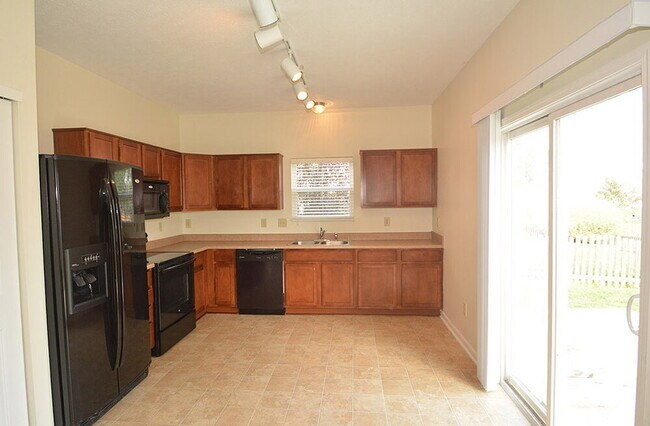 Building Photo - 15156 War Emblem Dr