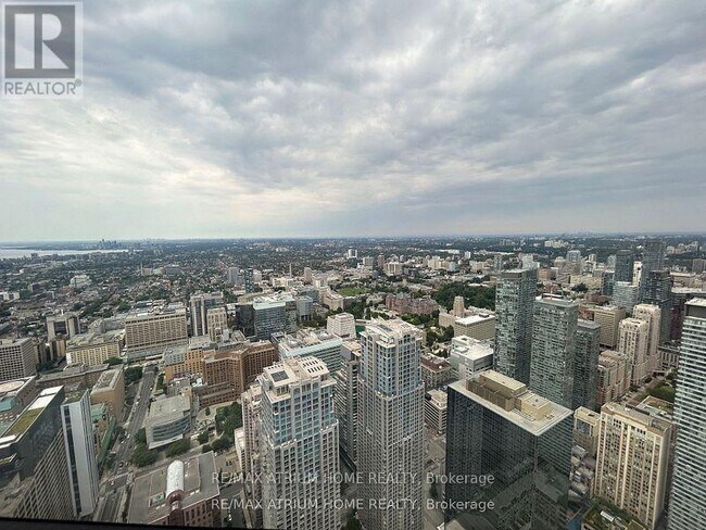 Photo du bâtiment - 388-6388 Yonge St
