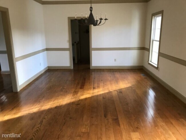Building Photo - 2 br, 1.5 bath House - 6345 Franklin Rd