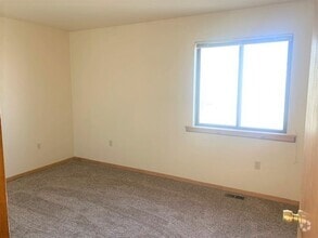 Building Photo - 200 Spring Creek Pkwy