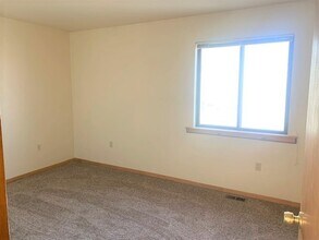 Building Photo - 200 Spring Creek Pkwy