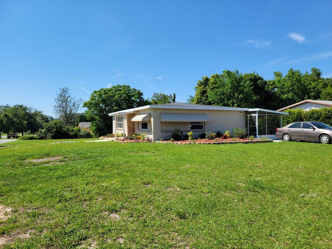 Primary Photo - Gorgeous 3/2 in Beverly Hills