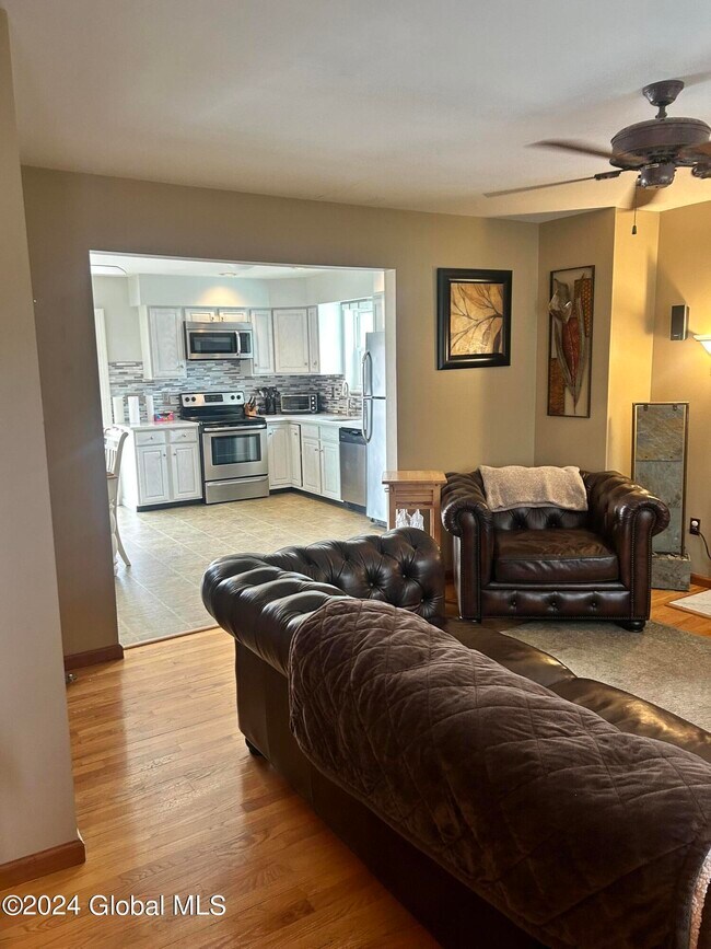 16 Carpenter Pl, Stillwater, NY 12170 House Rental in Stillwater, NY