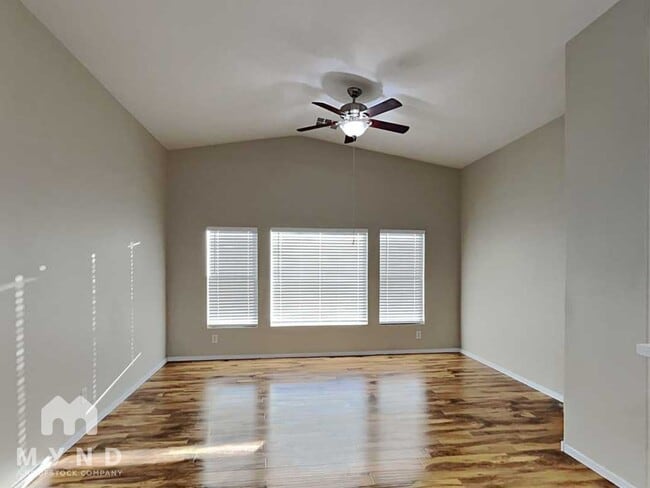 Building Photo - 2590 Alias Smith Dr