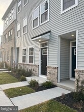 Building Photo - 8 E Front St