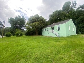 Building Photo - 119 Engineer Dr