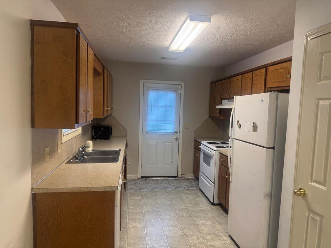 Foto del edificio - Cute 3 bedroom 2 bath home Close to Downtown Phenix City and Columbus