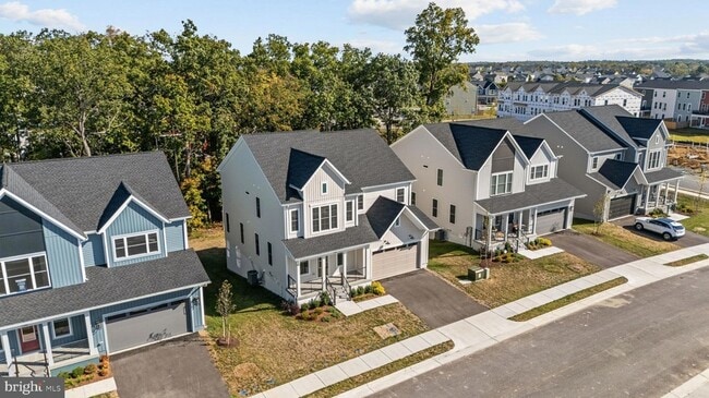 Building Photo - 104 Alabaster Ln