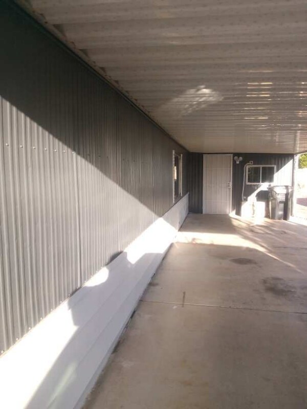 Foto del edificio - 8103 E Southern Ave