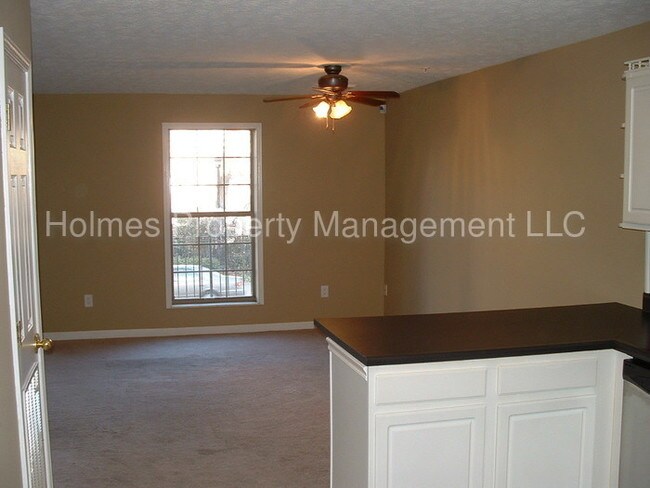 Building Photo - 410 Sir Keegan Way