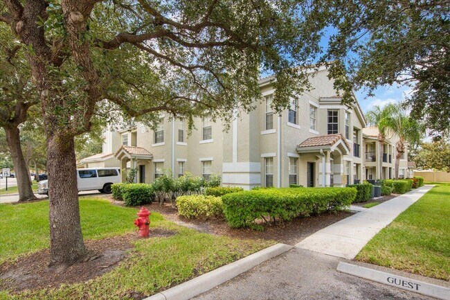 Building Photo - 166 SW Peacock Blvd