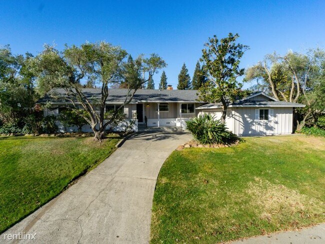 Building Photo - 4 br, 2.5 bath House - 4313 Glenridge Drive
