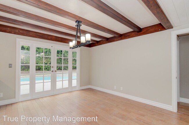 Building Photo - 5 br, 3 bath House - 2832 Stromboli Road