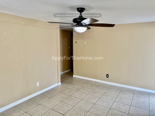 Foto del edificio - Single Family Home