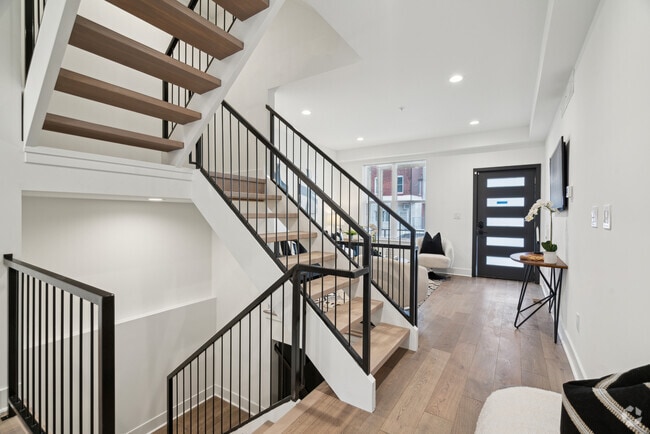 Building Photo - 3031 W Berks St