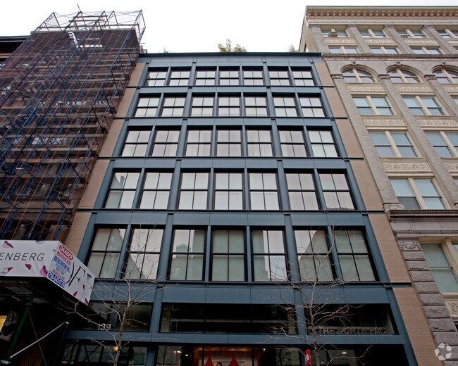 Building Photo - 455 W Broadway