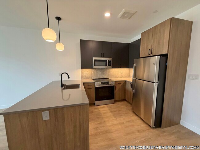 Building Photo - 199 Gardner St