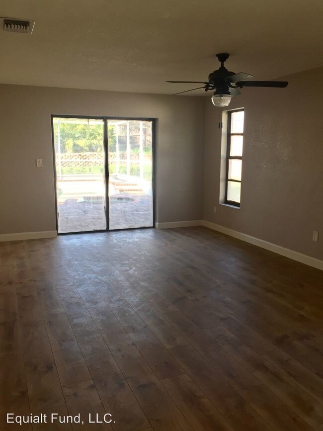 Building Photo - 2408 Indian Trl E