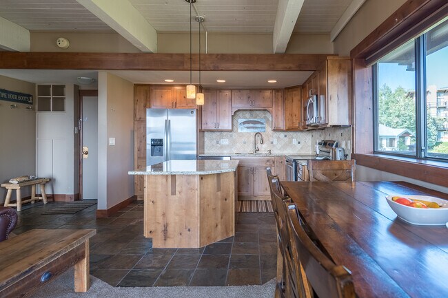 Building Photo - 2305 Storm Meadows Dr