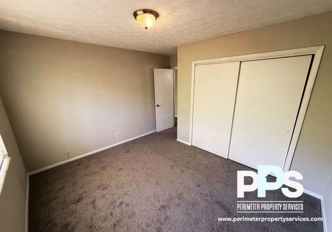 Building Photo - 1730 Sams St