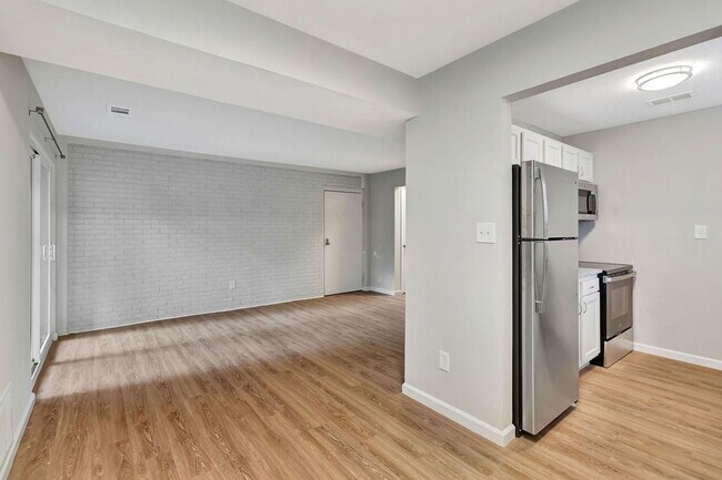 Foto del edificio - 4302 Batavia Meadows Dr