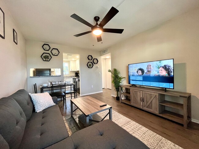 Interior Photo - Raven at Bay Pines
